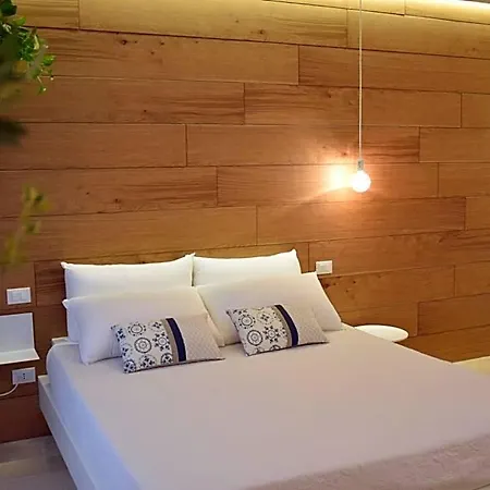 Allo Zefiro Bed & Breakfast 3*