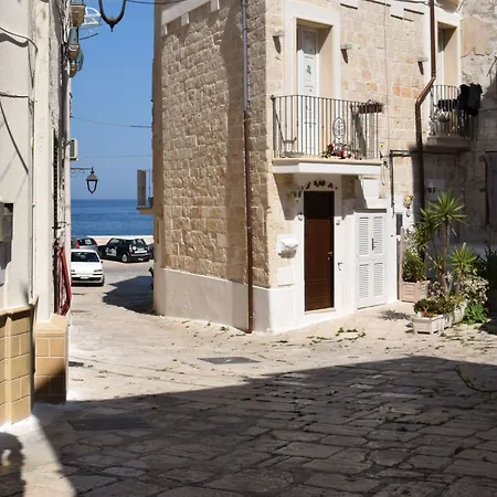 Bed & Breakfast Allo Zefiro 3*